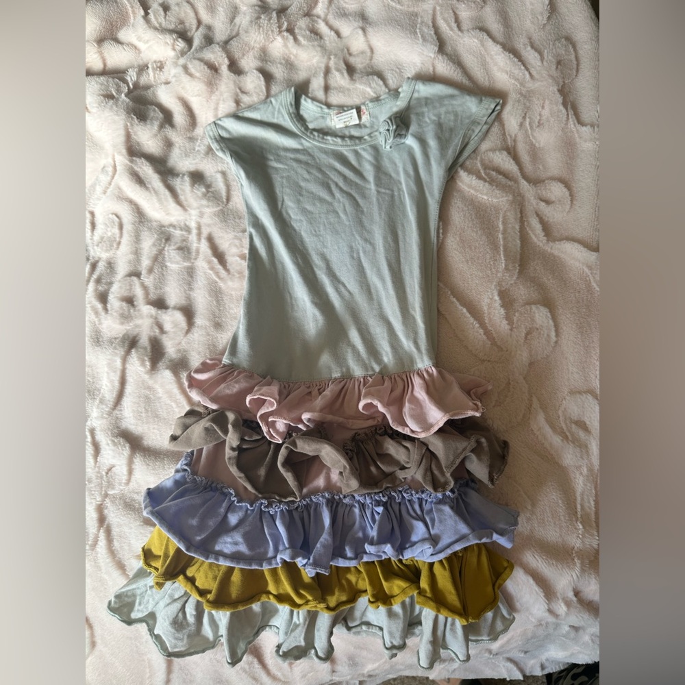 The cutest Multicolor Ruffle Kids Dress size 4t